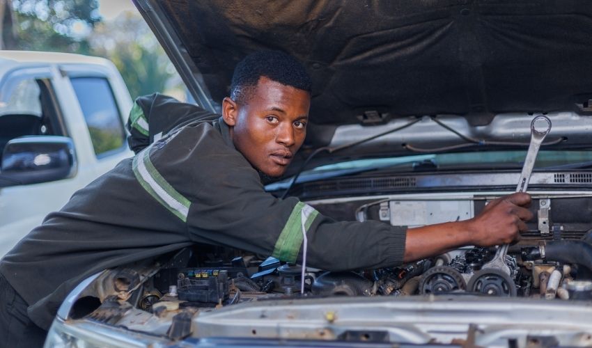 When should you schedule Ford repairs in Harare?